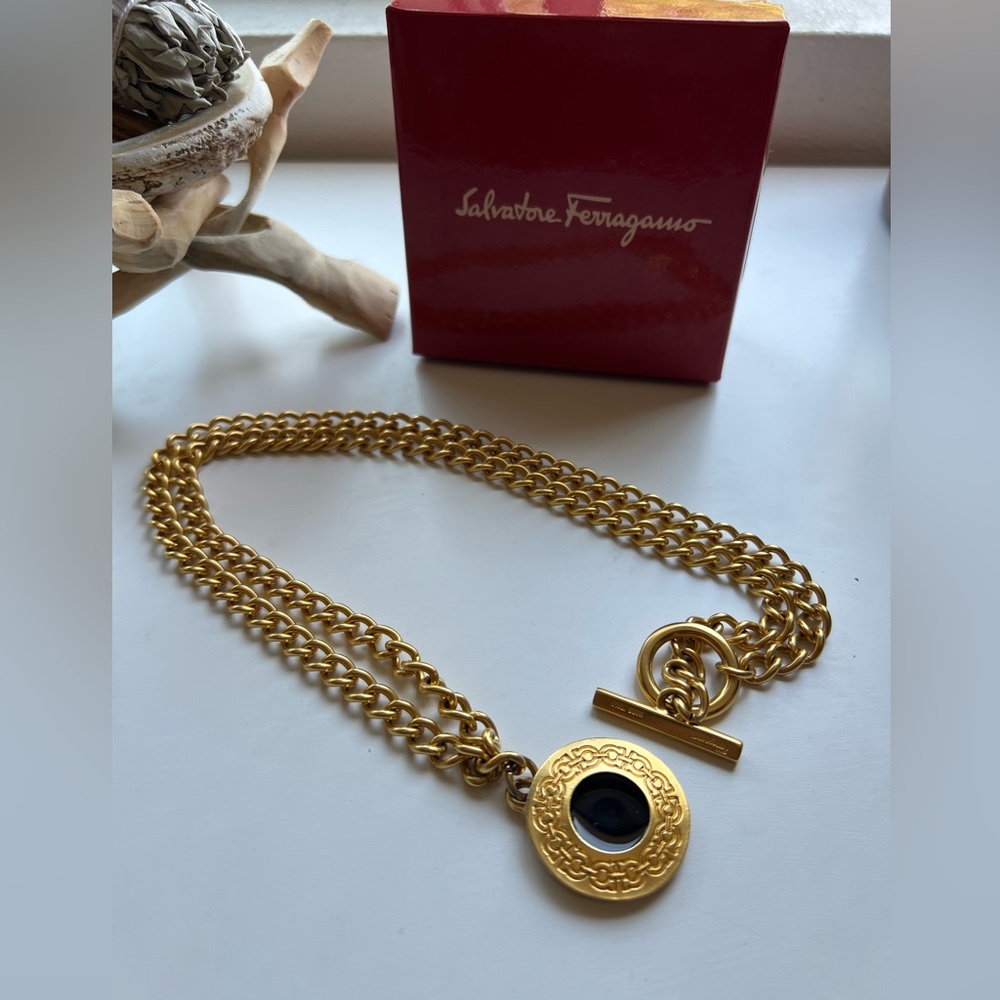 ✨Rare Ferragamo Long Gold Chain Necklace w/Gold & Black Medallion